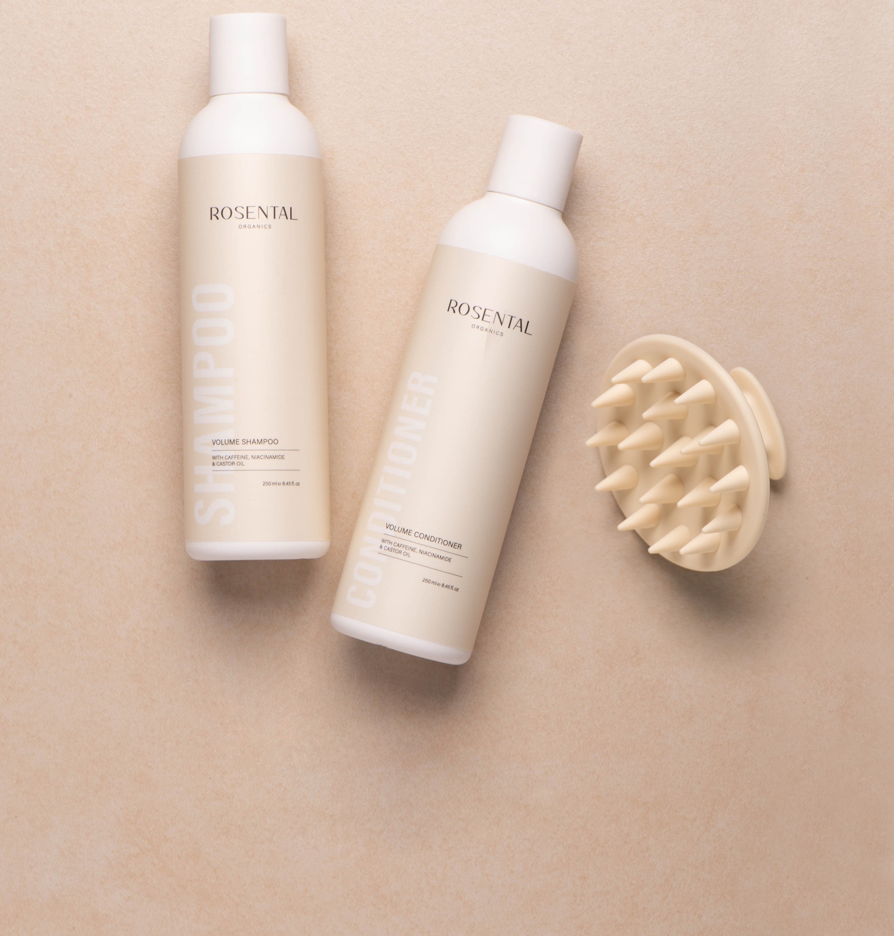 Anti-Hair Loss Set van Rosental Organics voor verzorging en versterking van de haarwortels ligt op een lichte ondergrond.